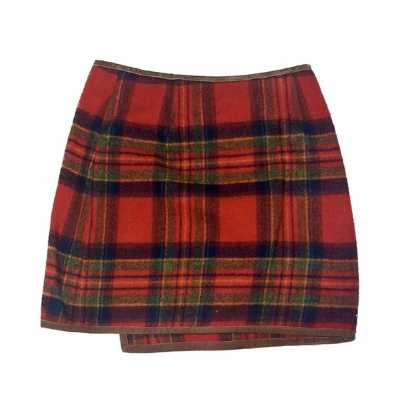 Vintage 90’s Ralph Lauren Lambswool Red Plaid Wrap Skirt, size small - Picture 3 of 8
